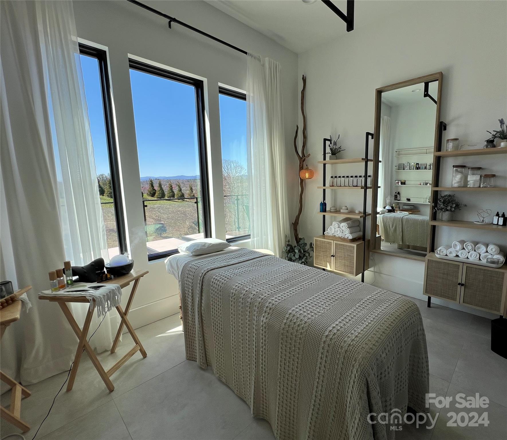 Waterford Lakes - Residential