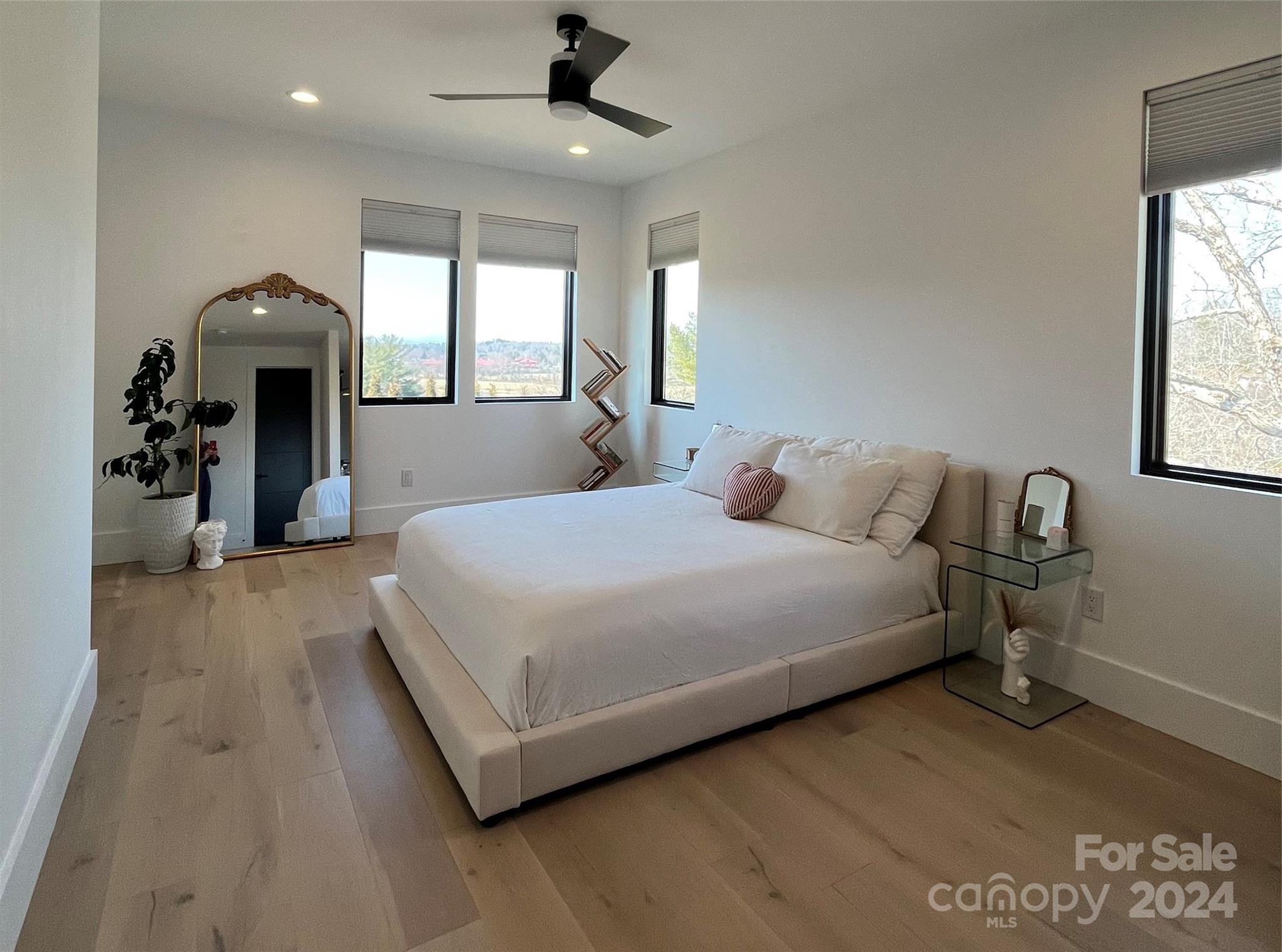 Waterford Lakes - Residential