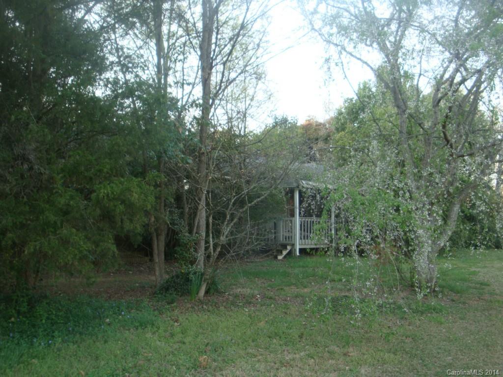 Home located on Golf Course, needs work, 4 bedrooms,3 baths,large level lot,needs updating and repairs, 2 car garage,subject to bankrupcy court approval, quick approval, HVAC does not work, bring all offers, sold as is , Reduced 9/02/2014 for quick sale, back on the market