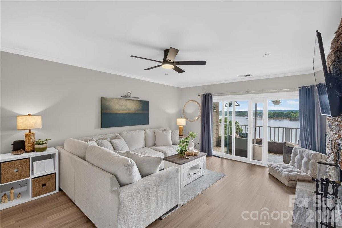 Emerald Point - Residential