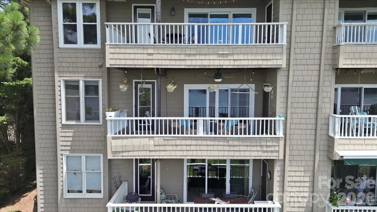 Emerald Point - Residential