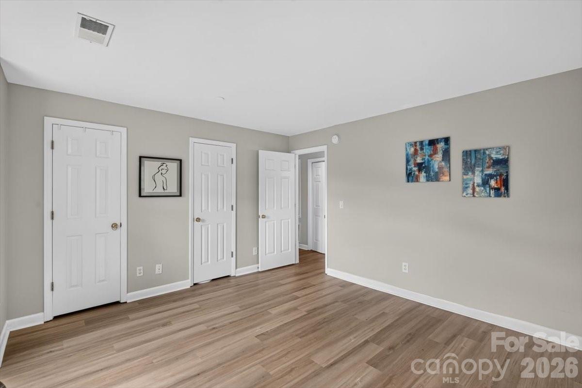 Emerald Point - Residential