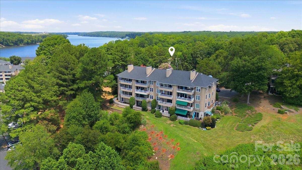Emerald Point - Residential