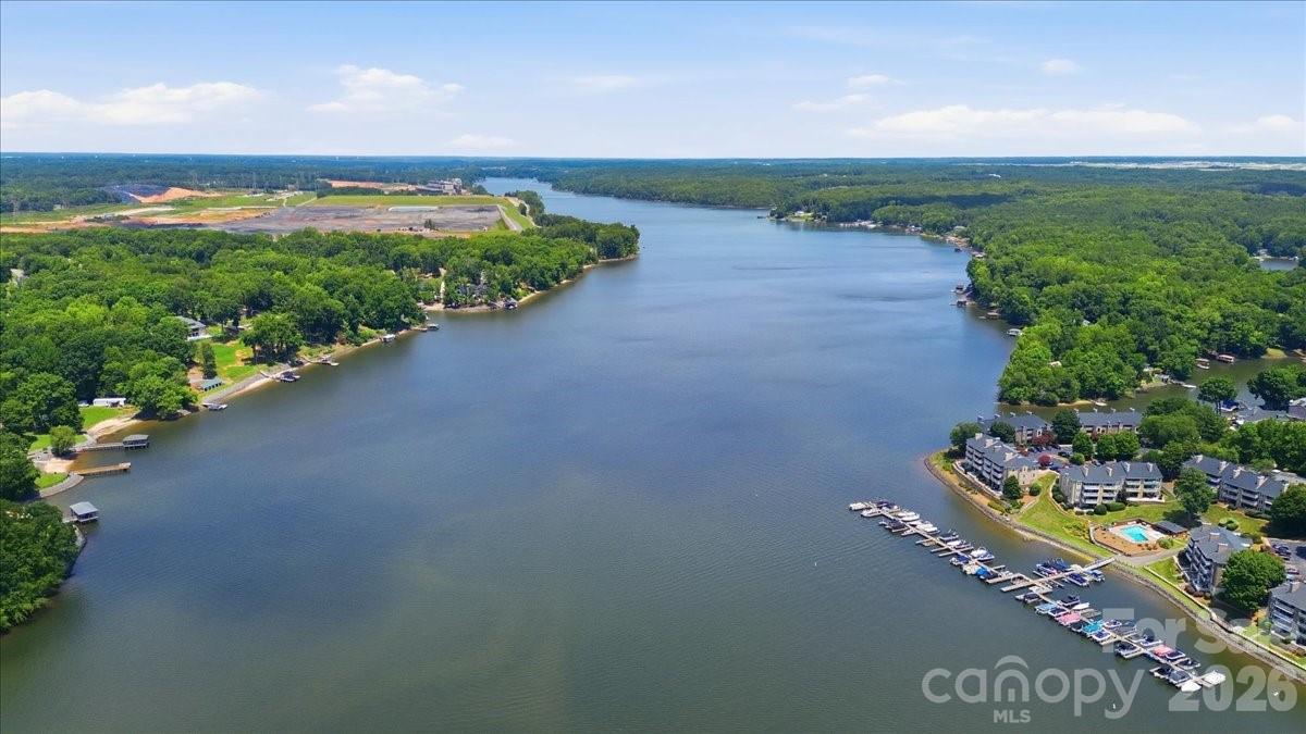 Emerald Point - Residential