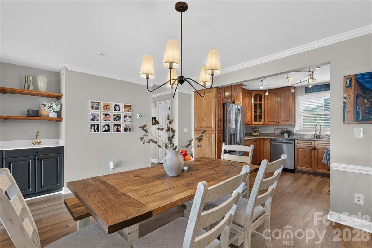 Emerald Point - Residential