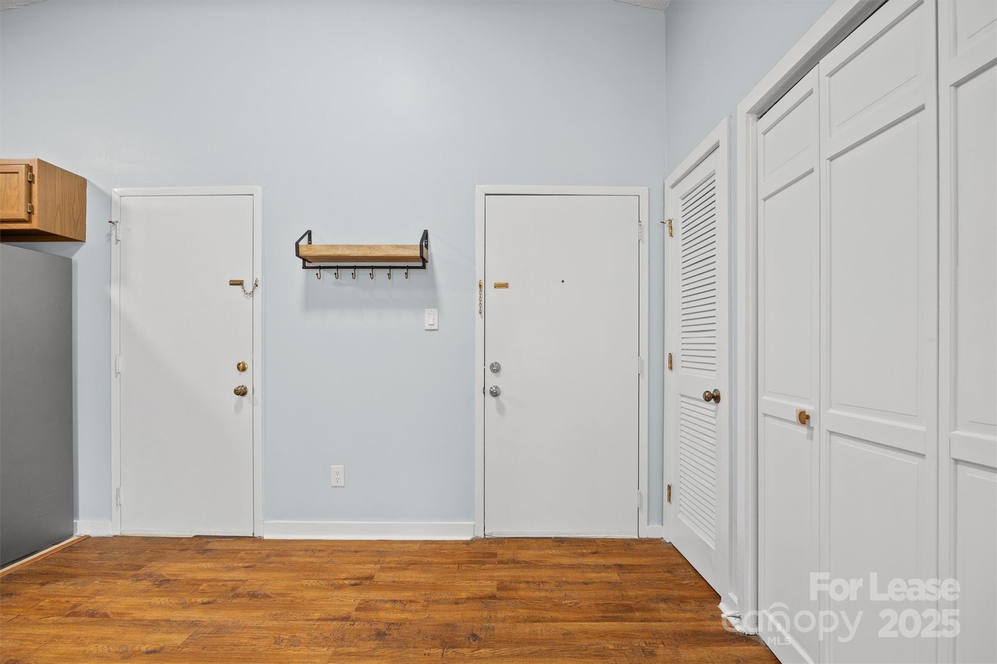 Lake Wylie Woods - Residential Lease