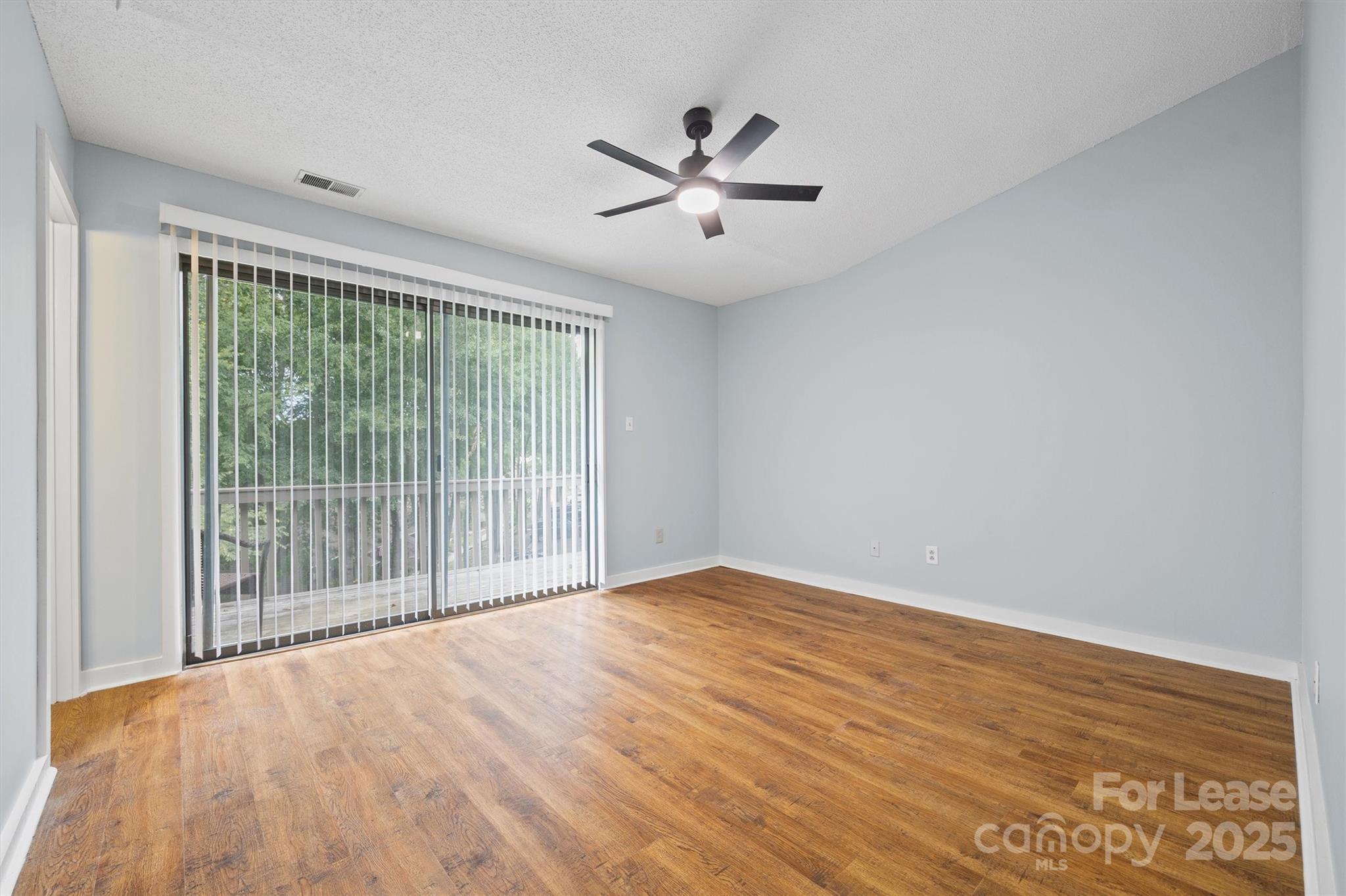 Lake Wylie Woods - Residential Lease