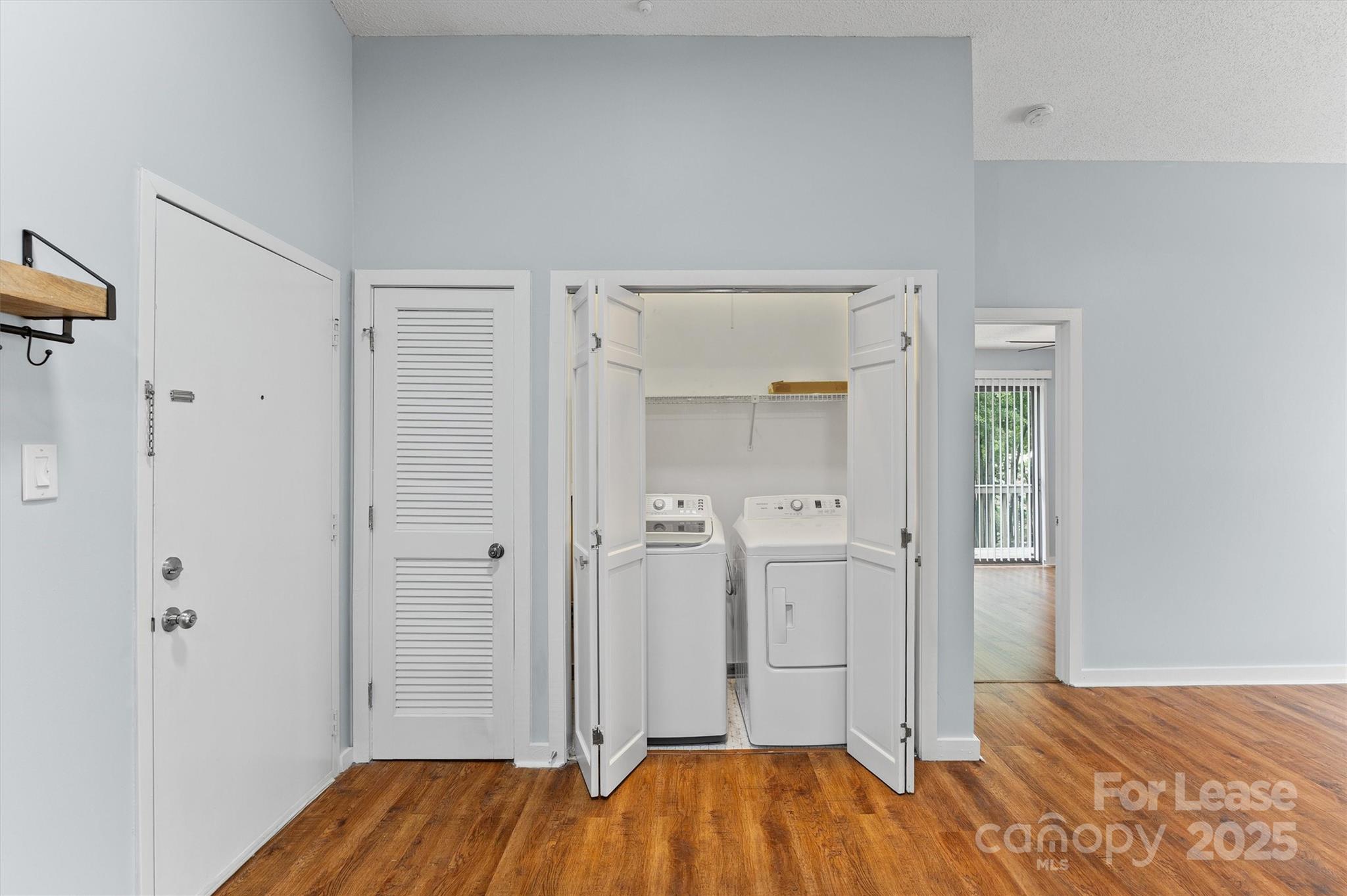 Lake Wylie Woods - Residential Lease