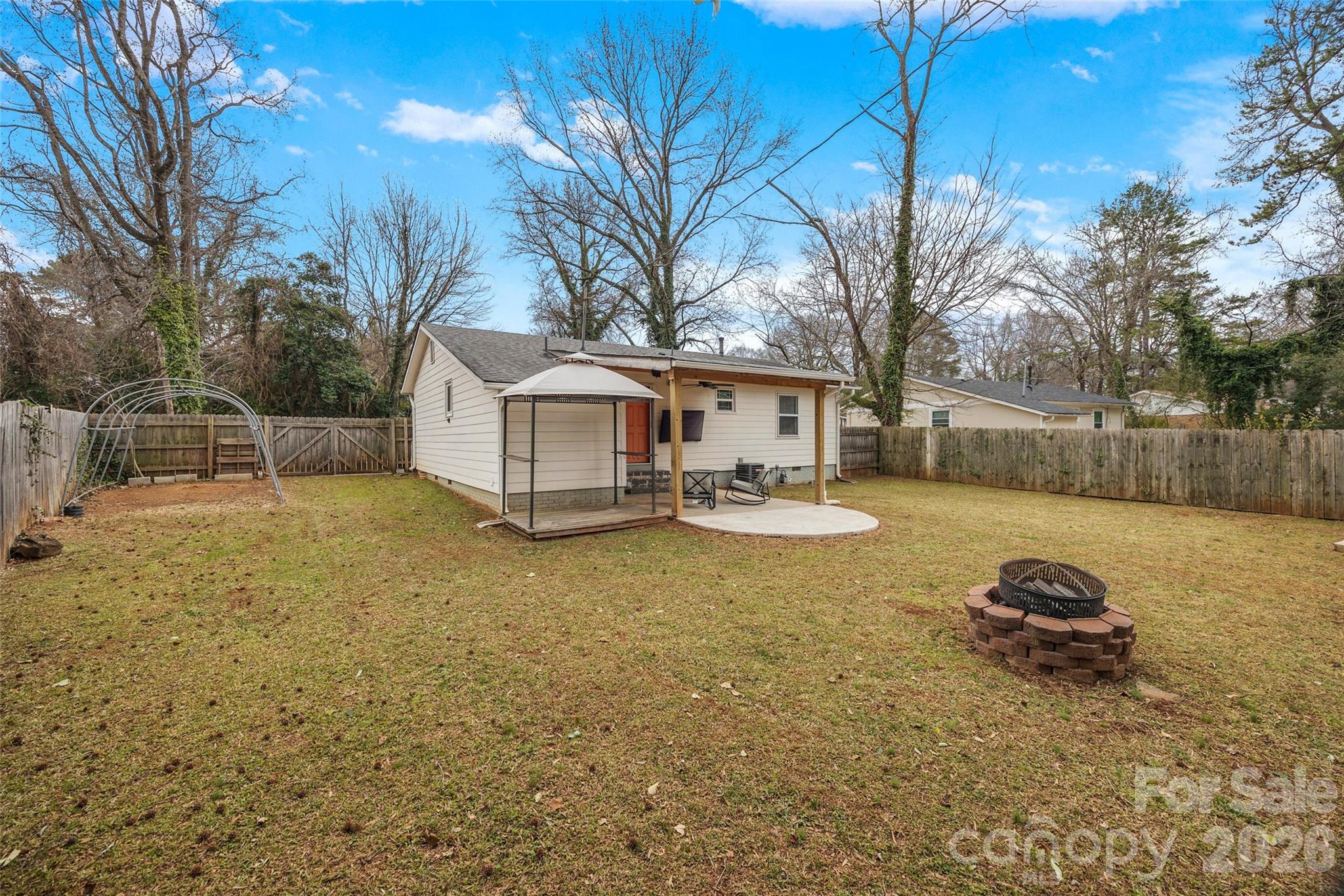 Wandawood Acres - Residential