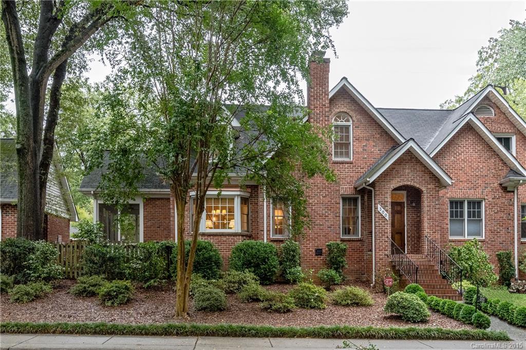 Exceptional brick condo in the heart of Elizabeth. Mature trees and landscaping w/irrigation. Owner's suite main floor. Beautiful renovations (2007) to kitchen and baths. Hardwoods and 9'ceilings down. One carport and one additional parking space. Courtyard plus screened porch.