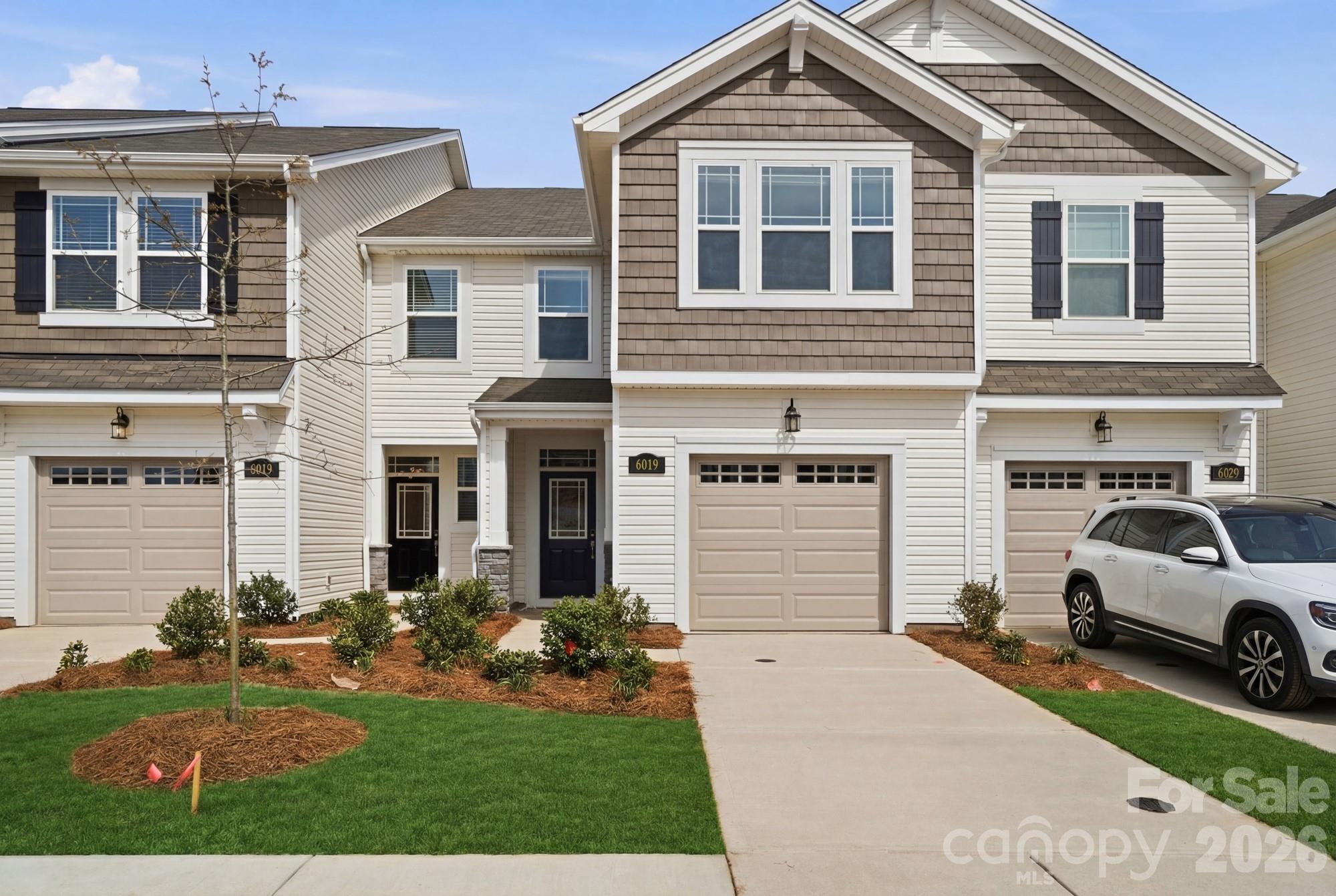 The Amira floorplan offers 3 Bedrooms, 2.5 Bathrooms, and a spacious open concept living style and finishing off with more nuanced features like a wrapping staircase, large pantry, cozy entryway, and more! If you’re in the market for a new place to call home, look no further than the Amira! Bailey Run Townhomes is in the perfect location! Five minutes to UNC Charlotte and less than 20 minutes to Uptown..! No shortage of things to do and places to go. This beautiful community is minutes from walking trails and parks, restaurants and grocery stores as well as some of the areas best entertainment.     Don’t miss out on our limited-time incentives!!!