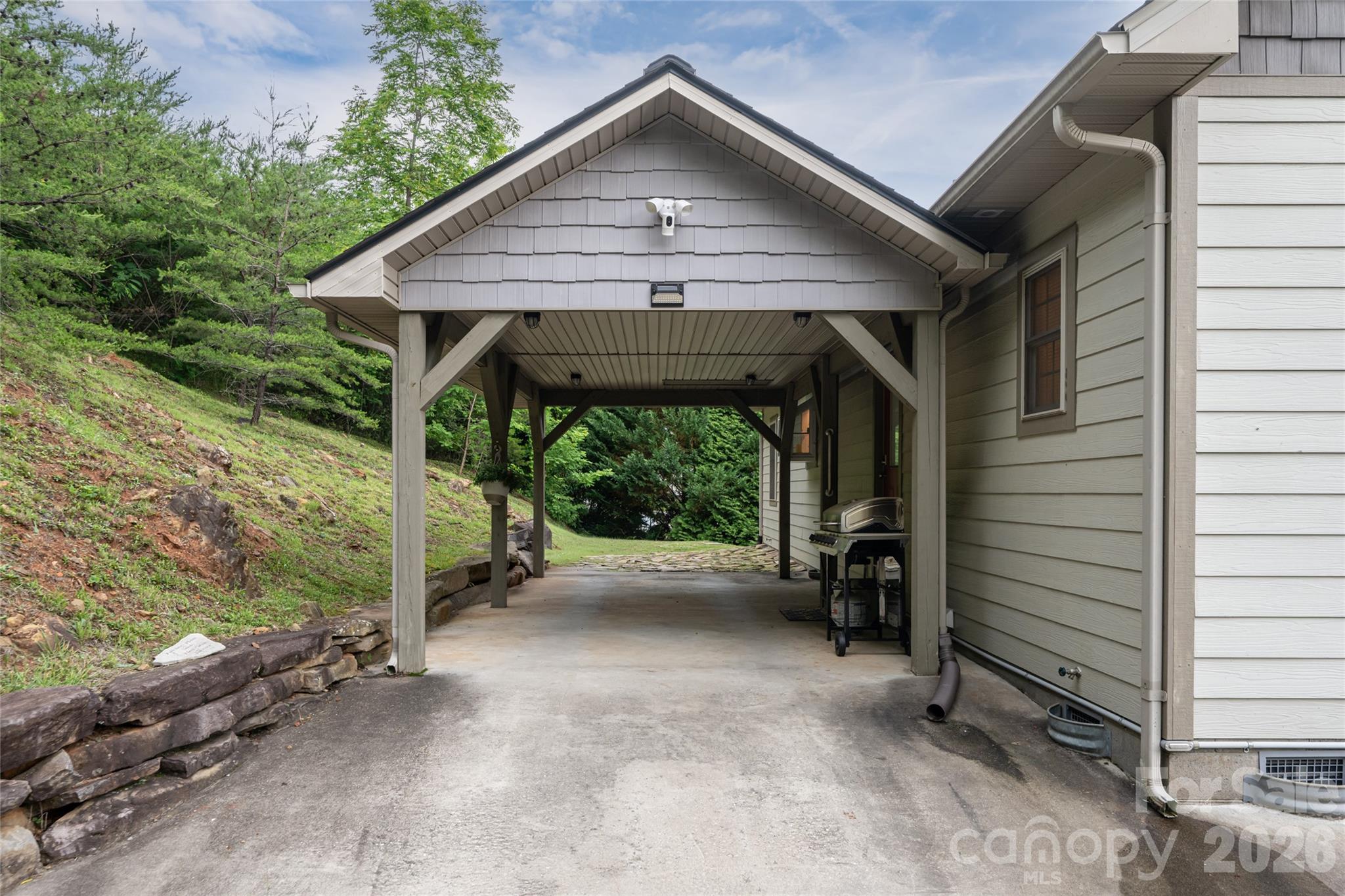Noahs Landing - Residential
