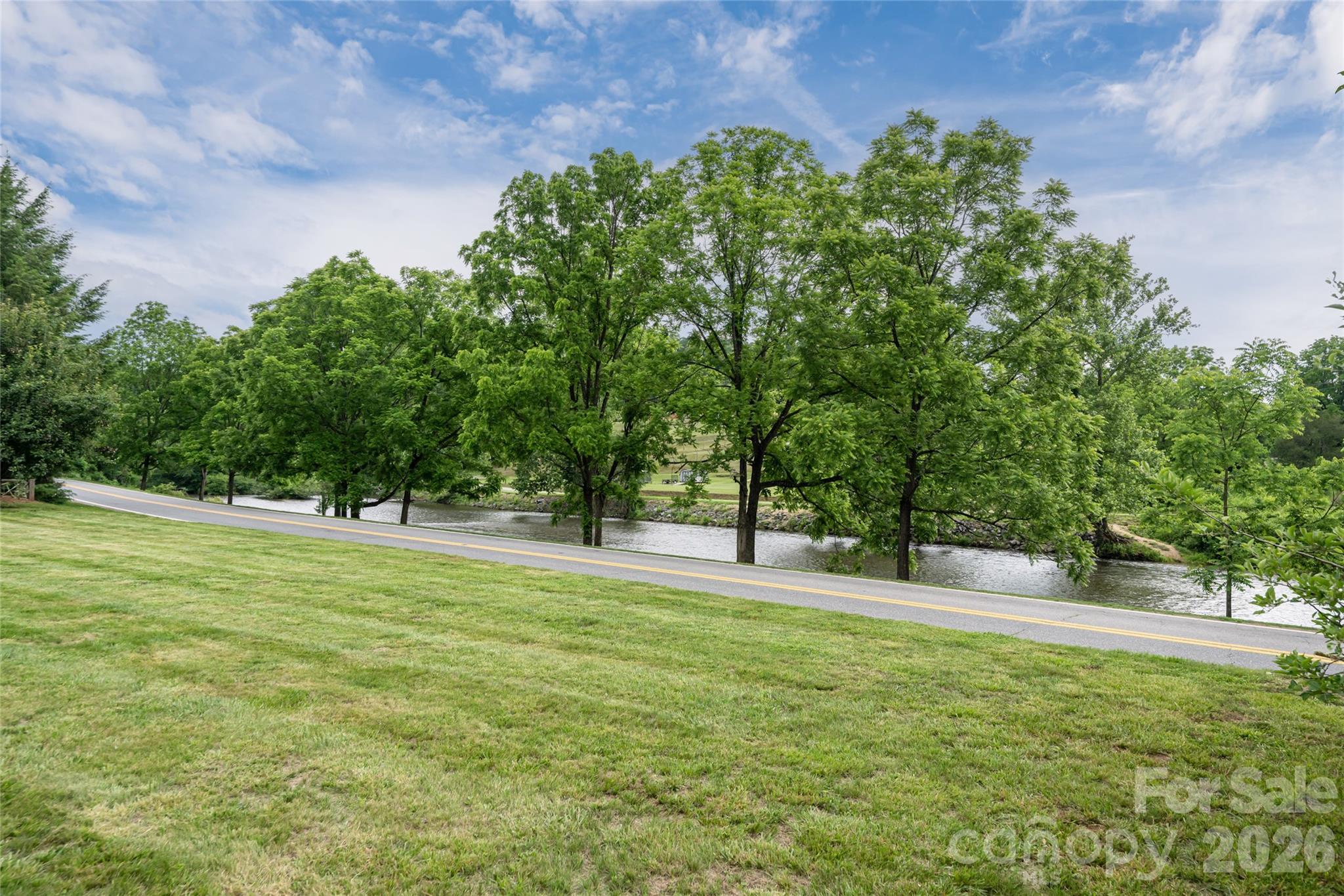 Noahs Landing - Residential