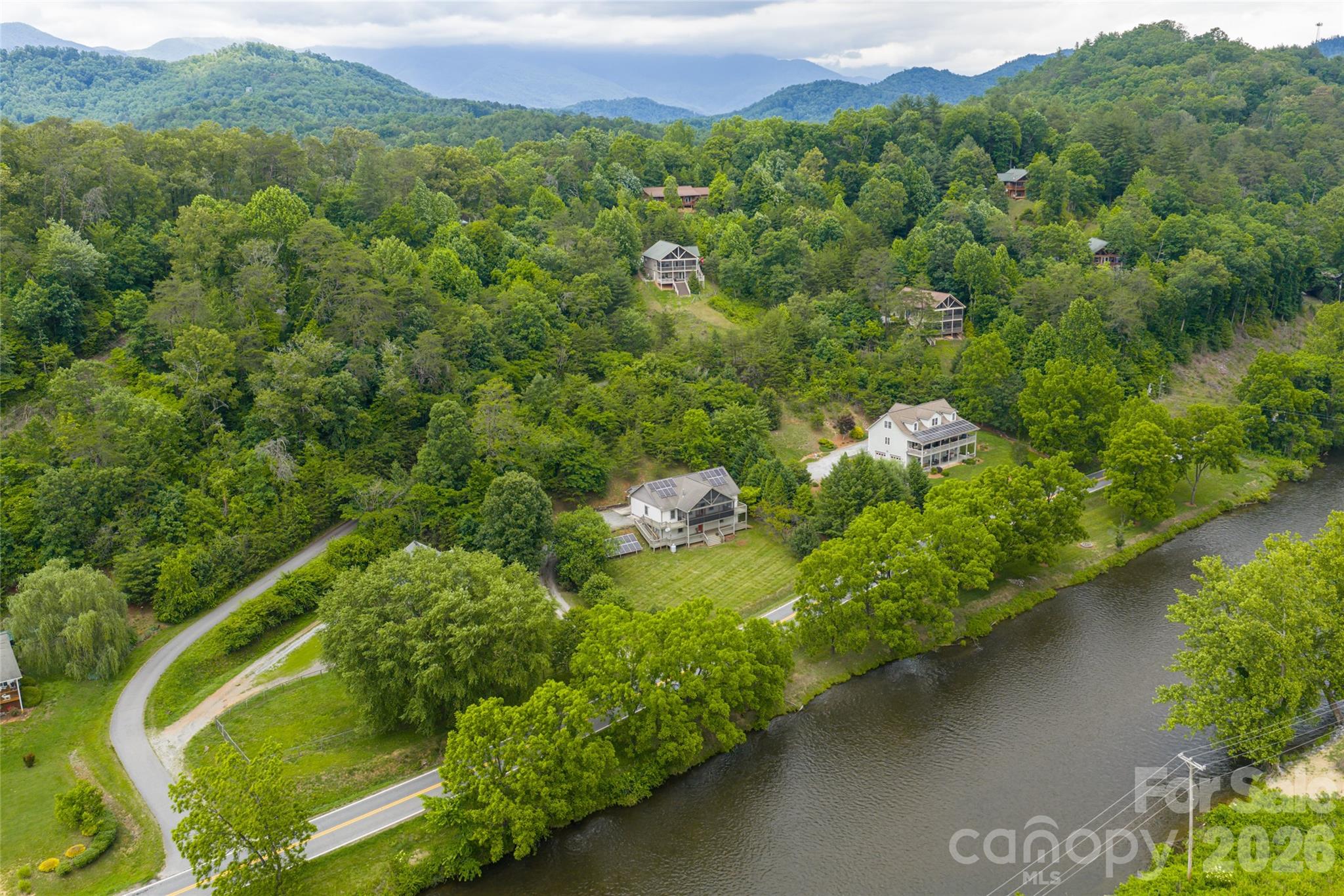 Noahs Landing - Residential
