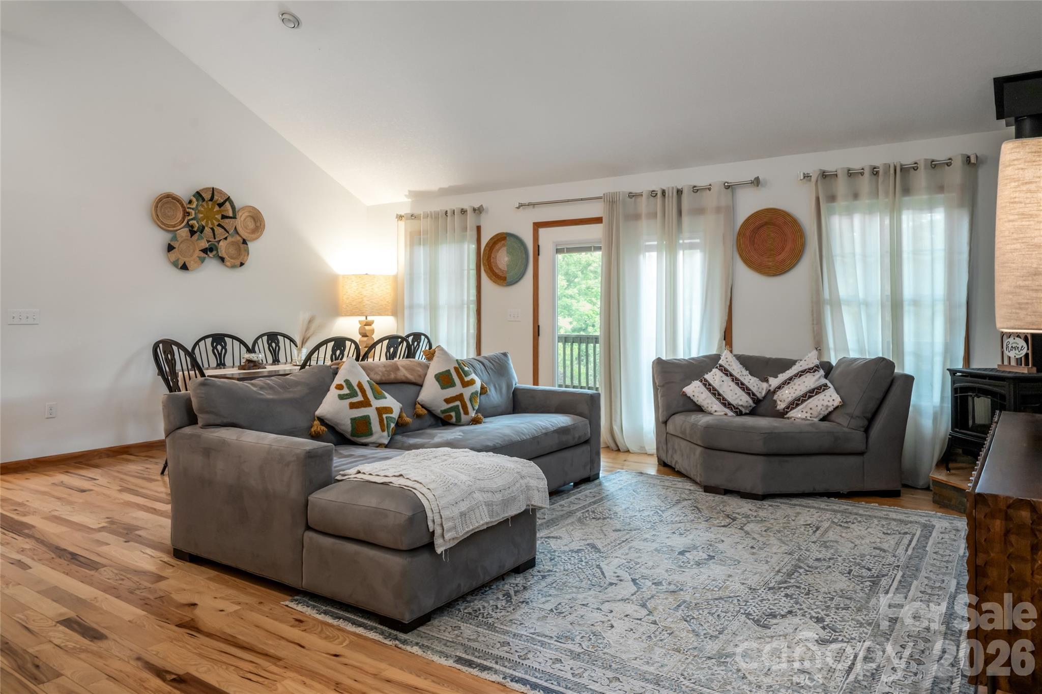 Noahs Landing - Residential