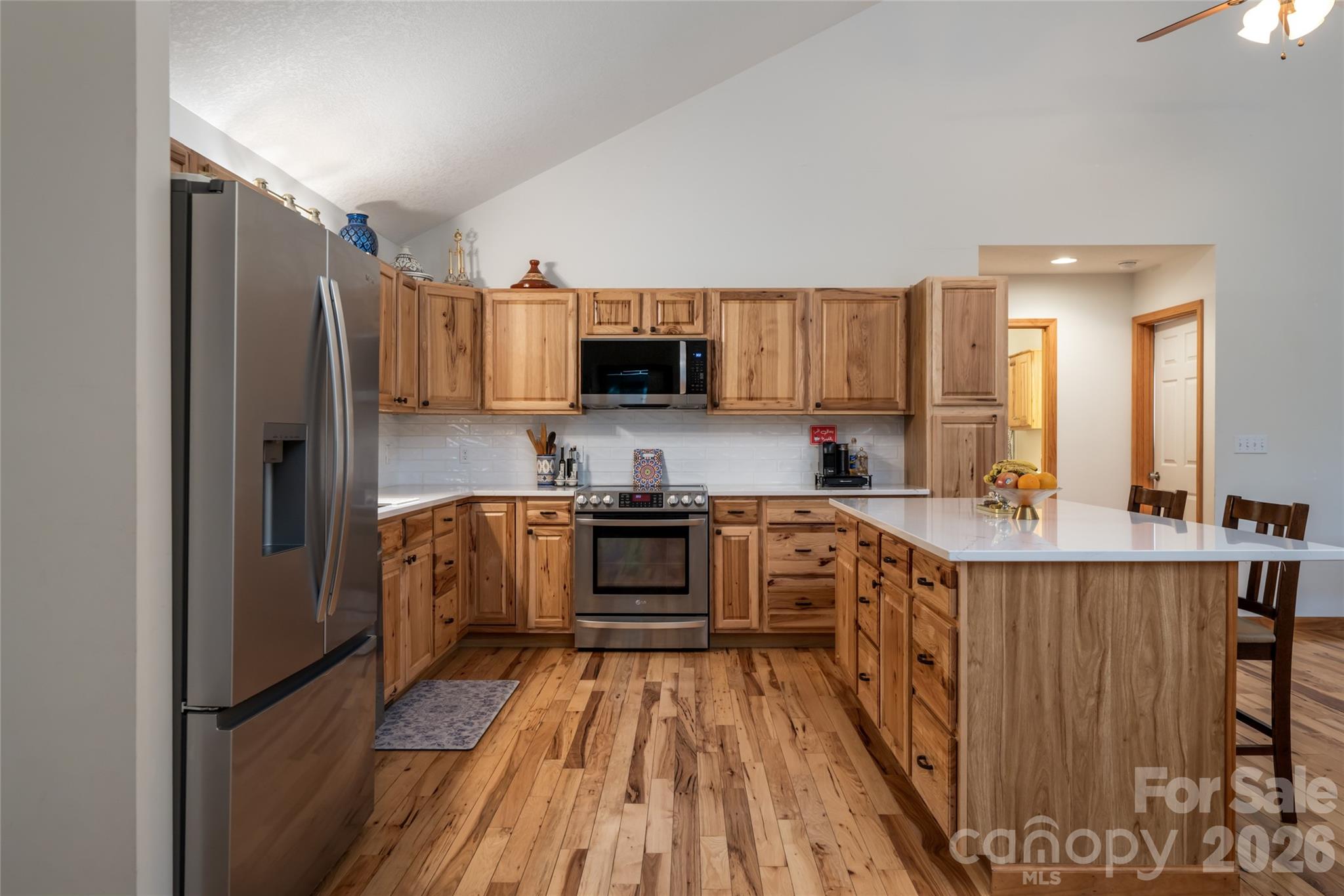 Noahs Landing - Residential