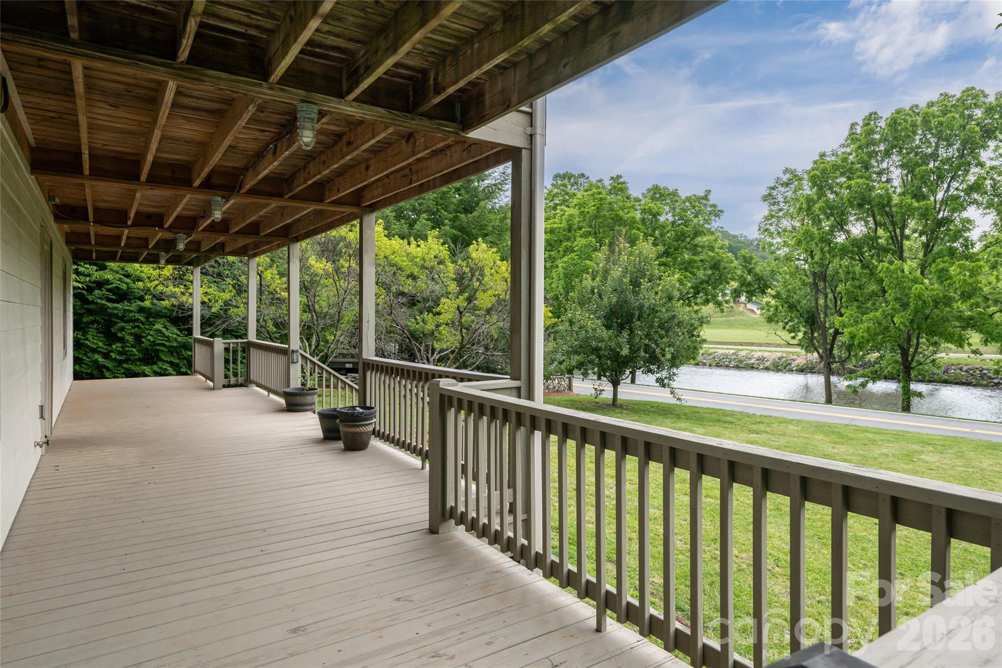 Noahs Landing - Residential