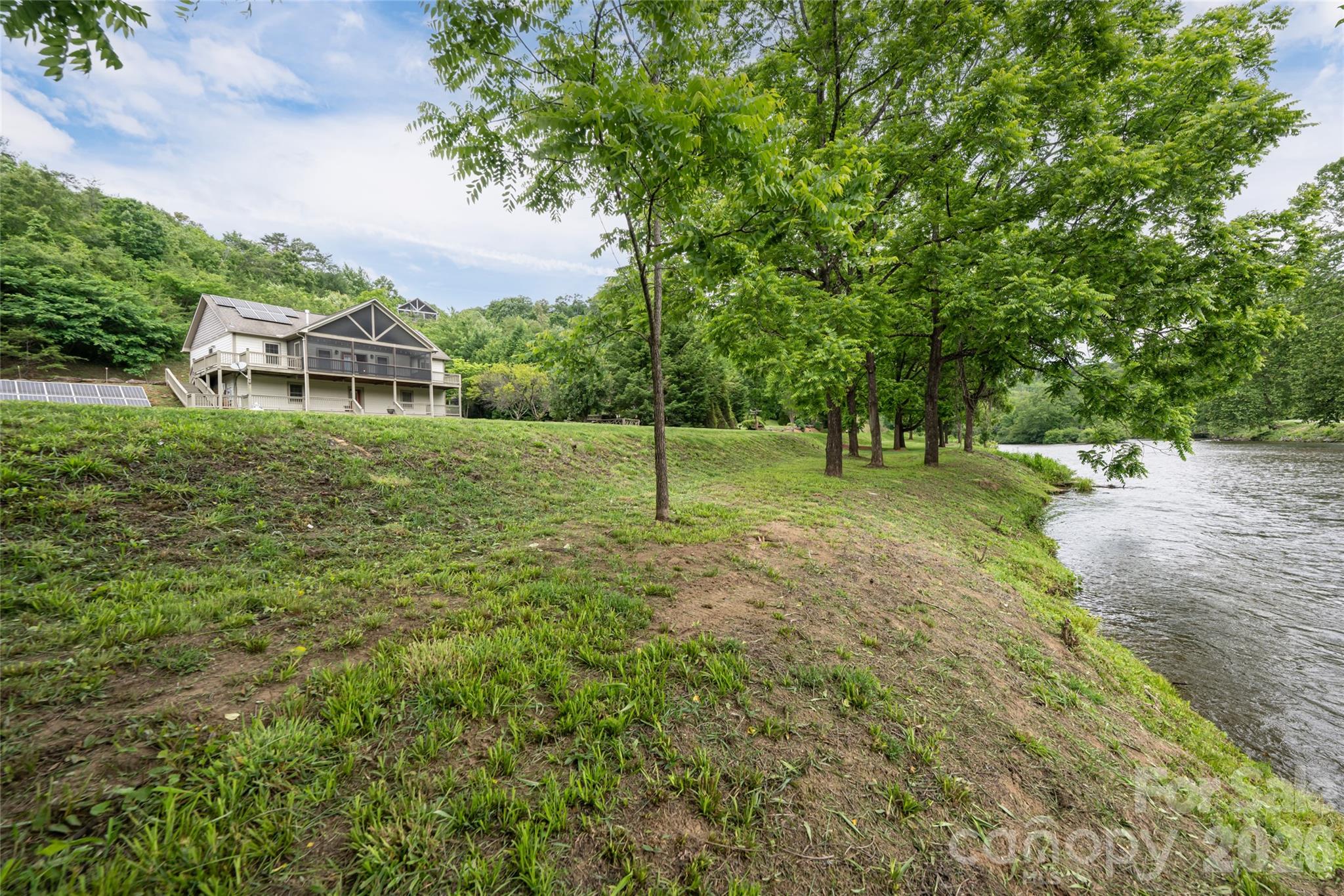 Noahs Landing - Residential