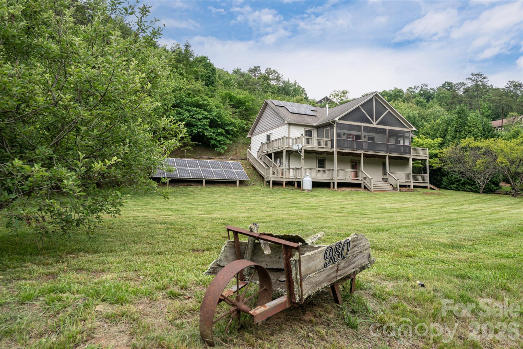 Noahs Landing - Residential