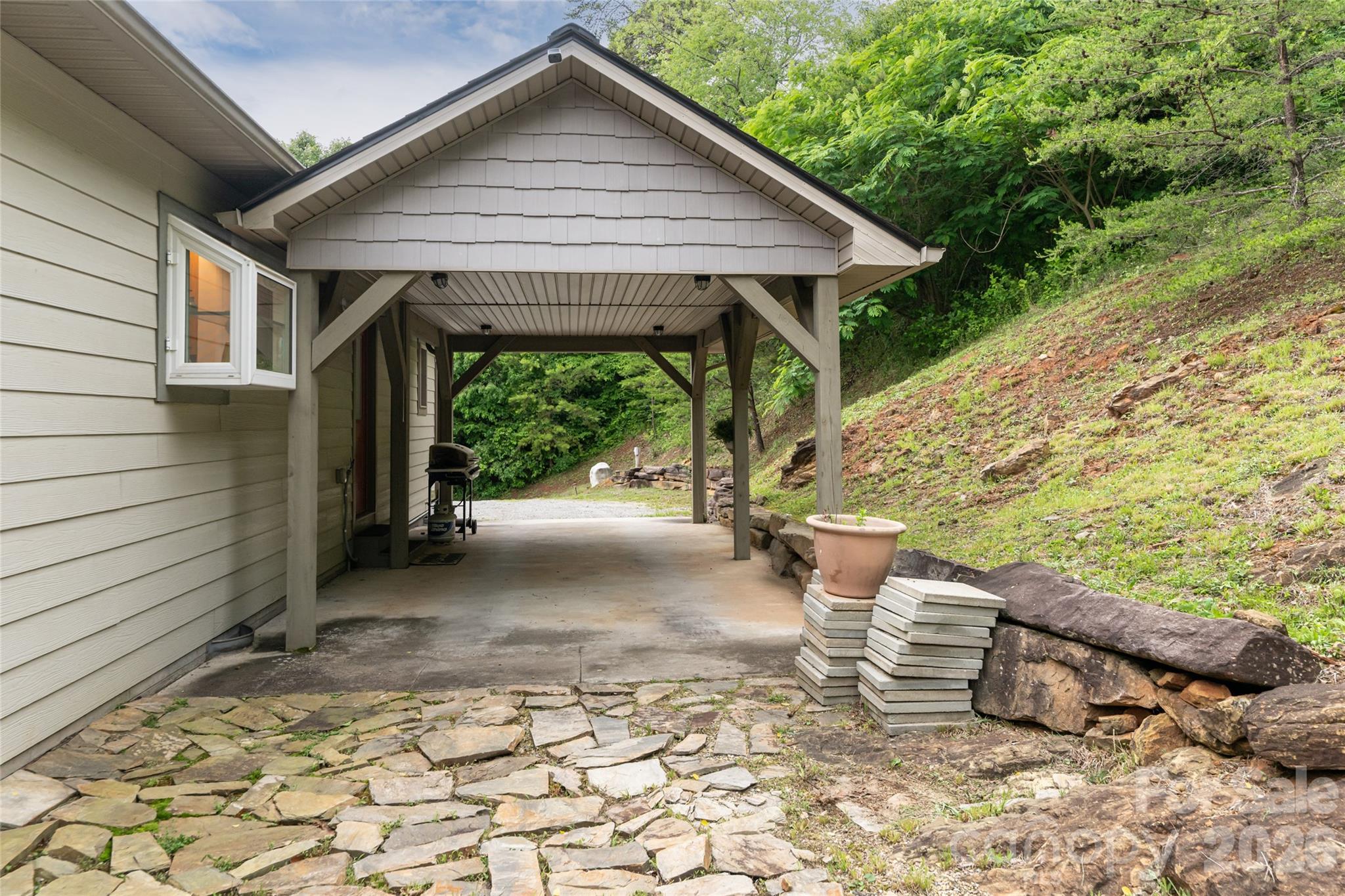Noahs Landing - Residential