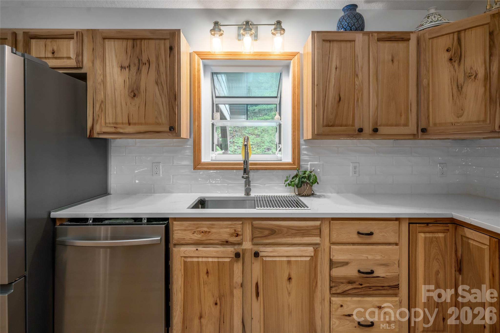 Noahs Landing - Residential