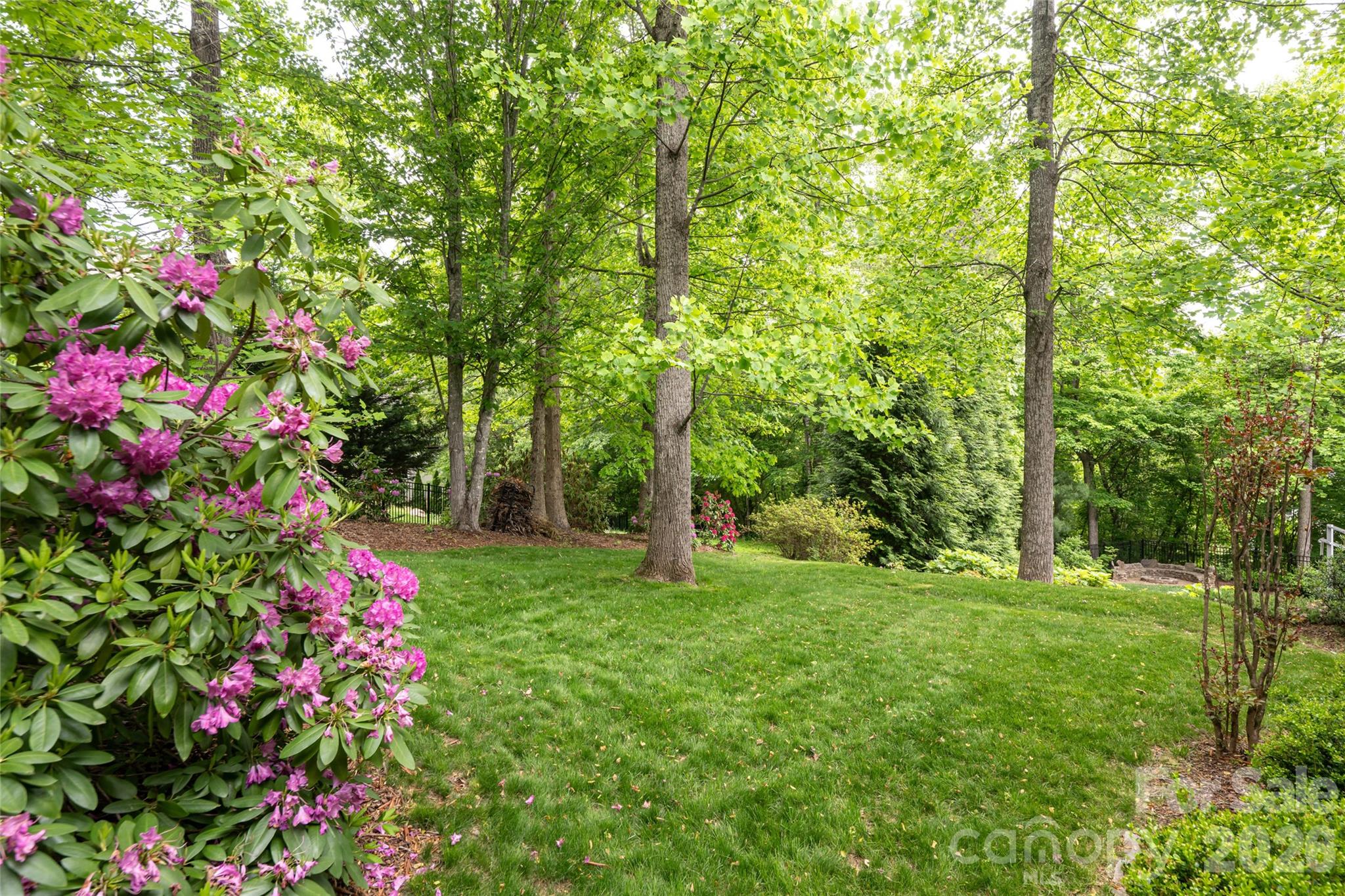 Ledgestone - Residential
