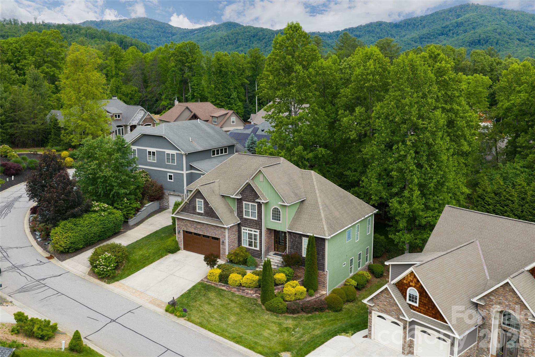 Ledgestone - Residential