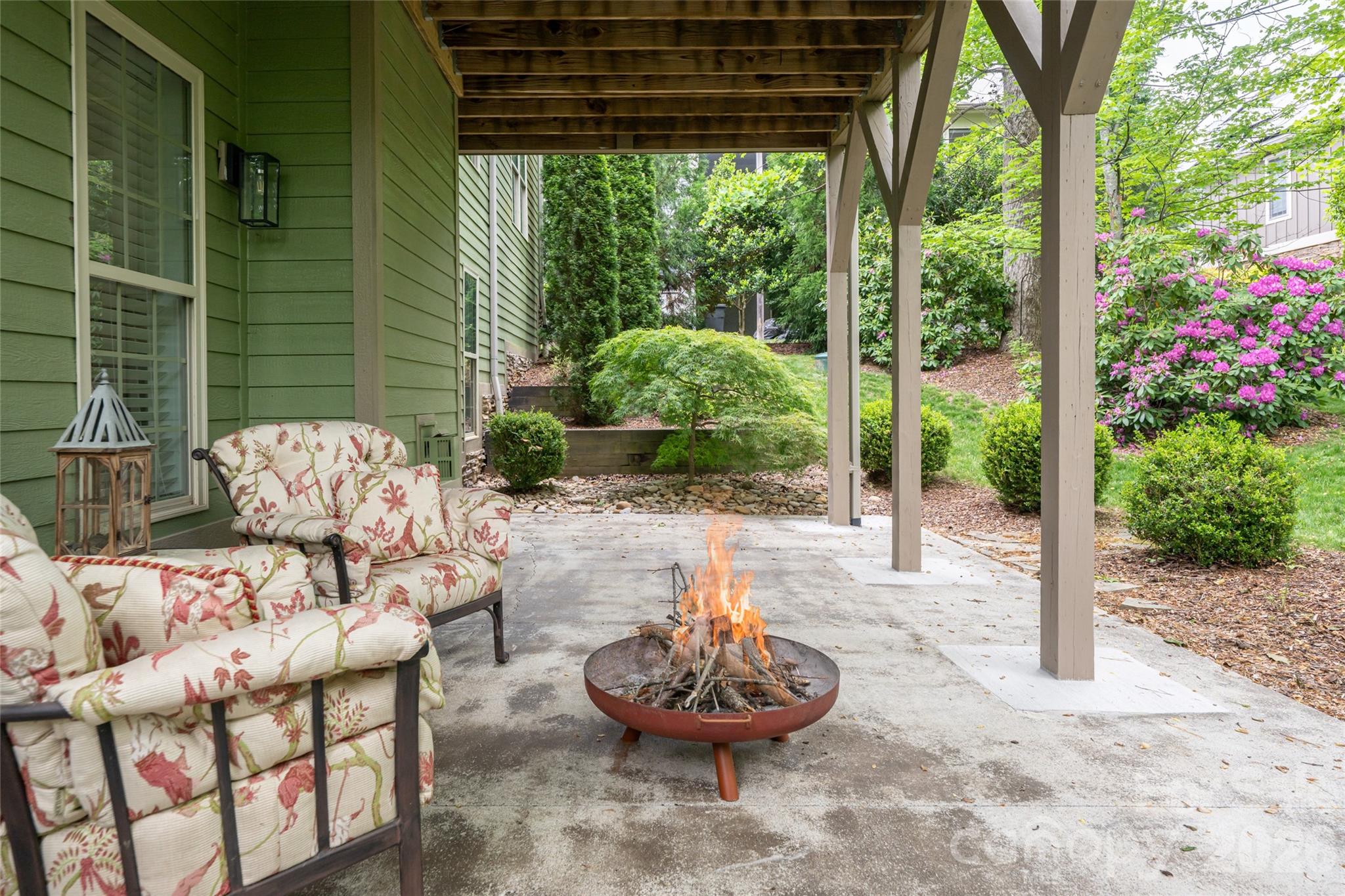 Ledgestone - Residential