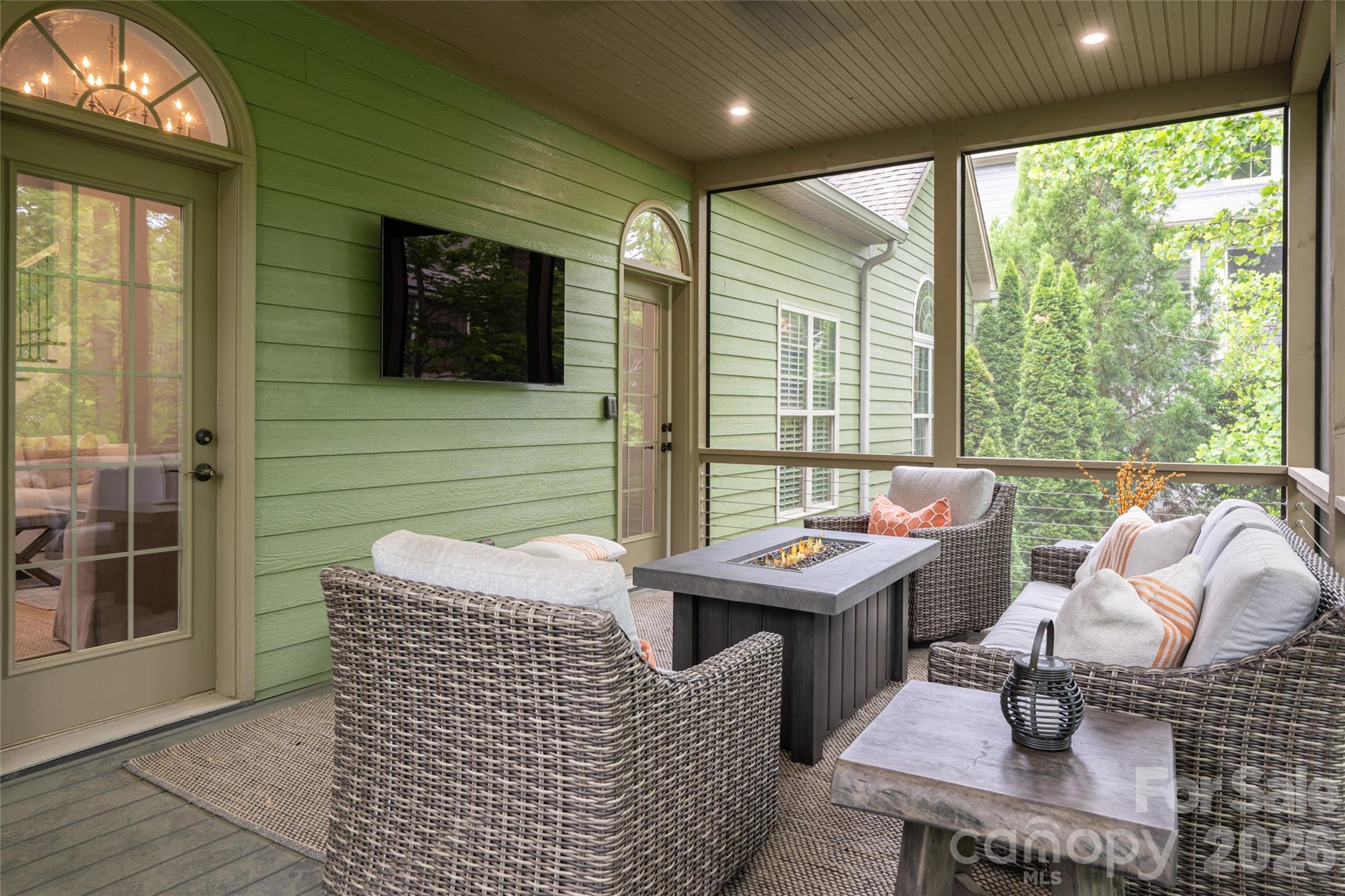 Ledgestone - Residential