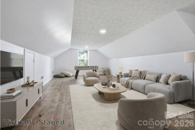 Pin Oak - Residential