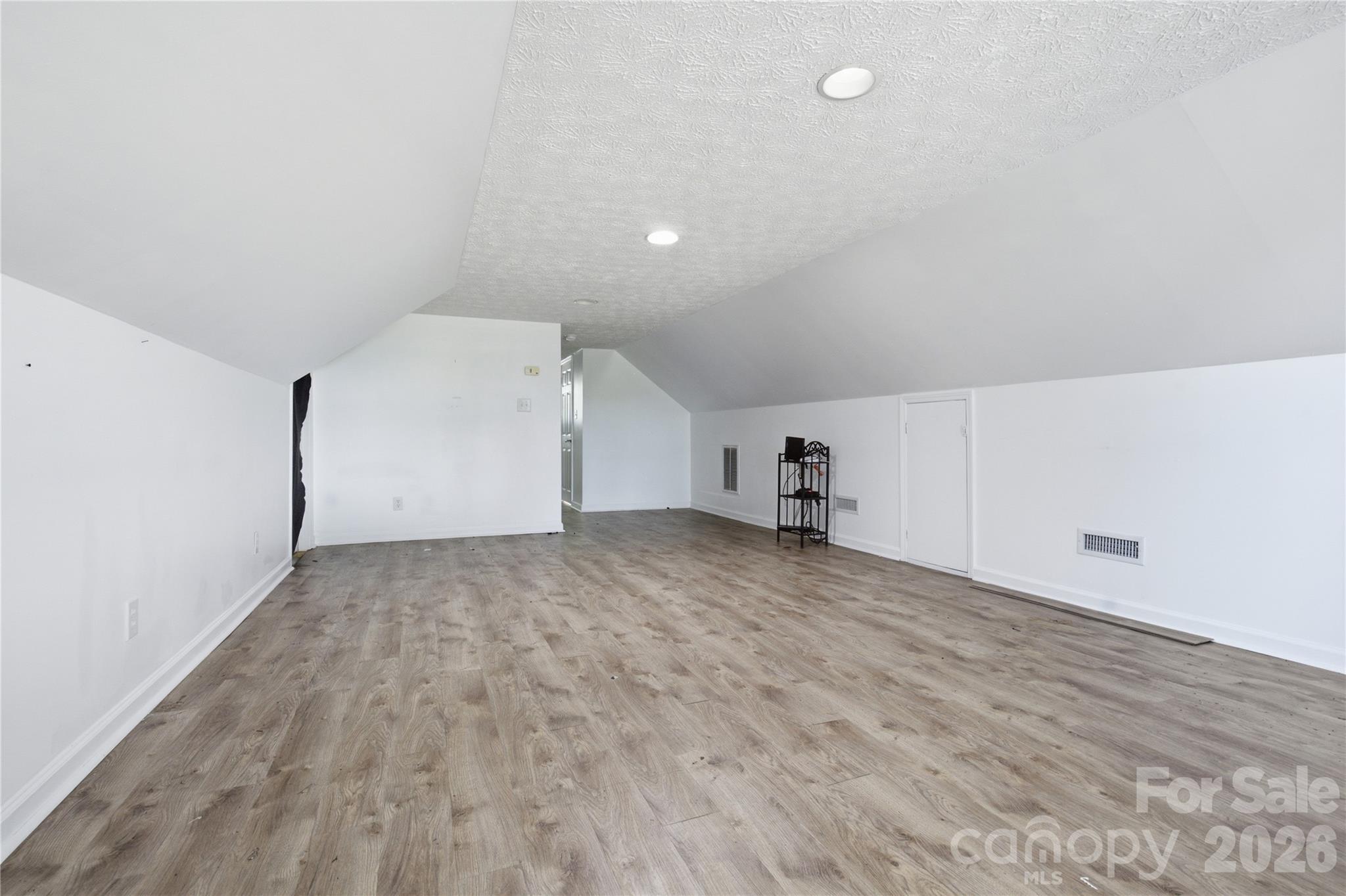 Pin Oak - Residential