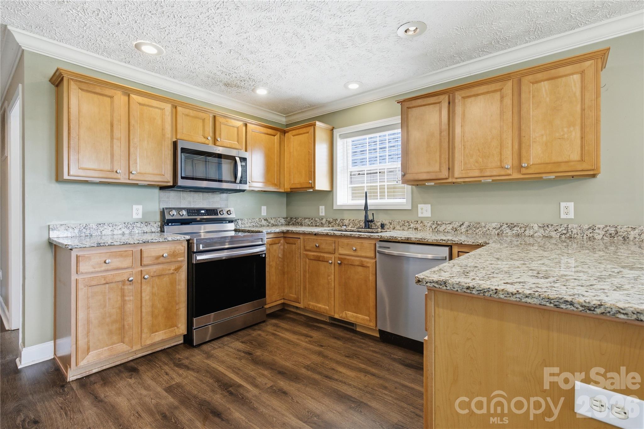 Pin Oak - Residential