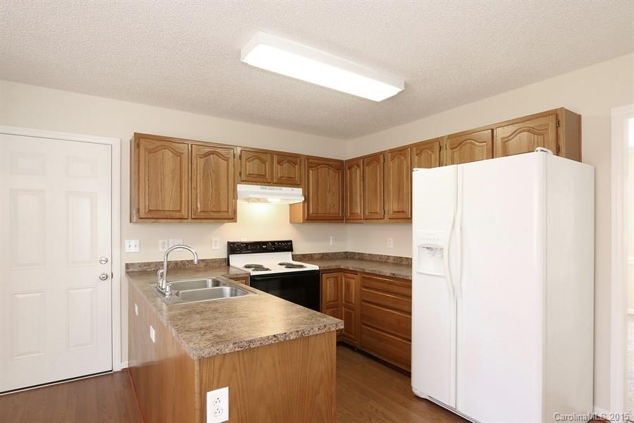 Country Woods East - Residential Lease