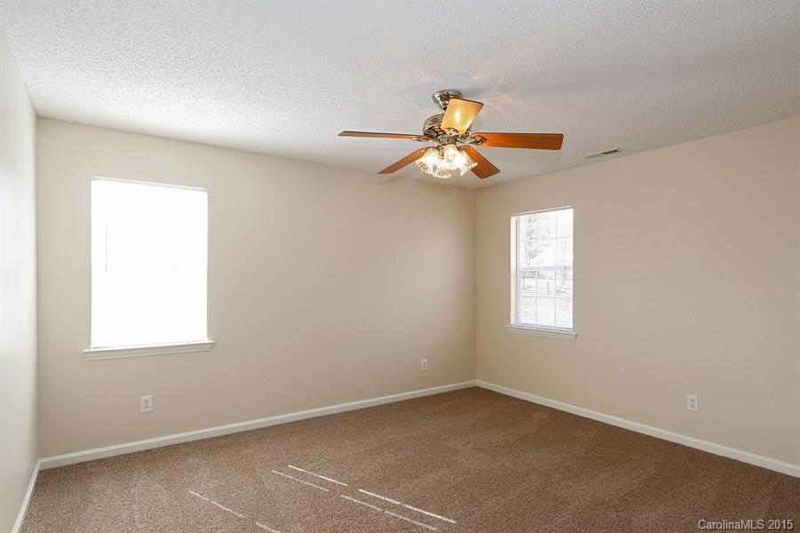 Country Woods East - Residential Lease