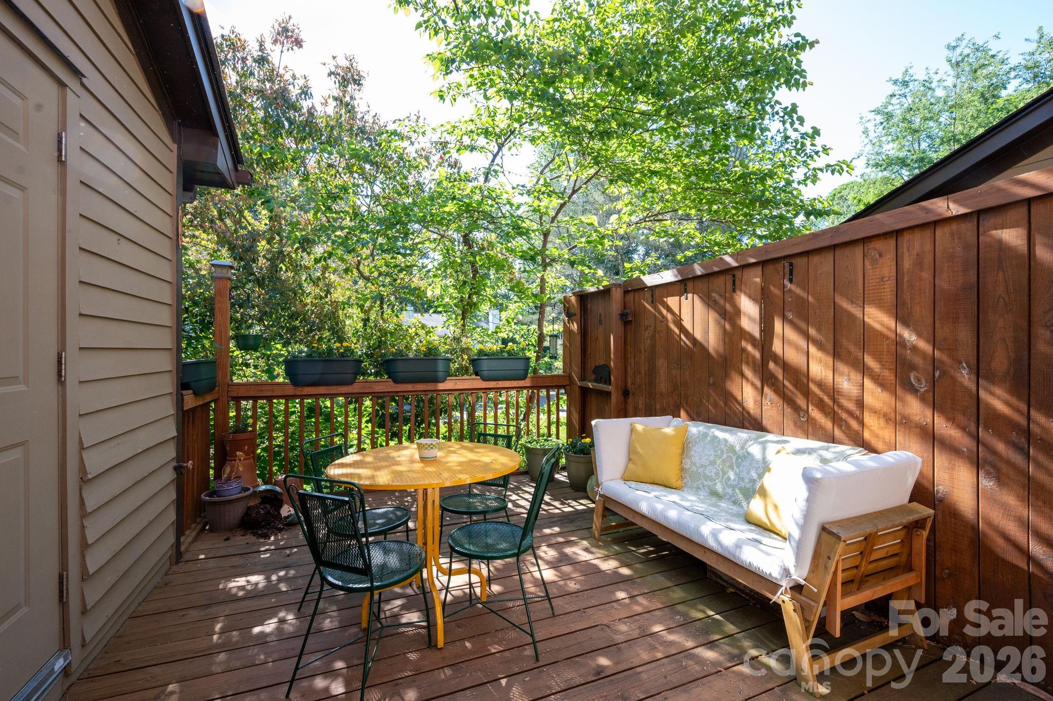 Oak Terrace - Residential