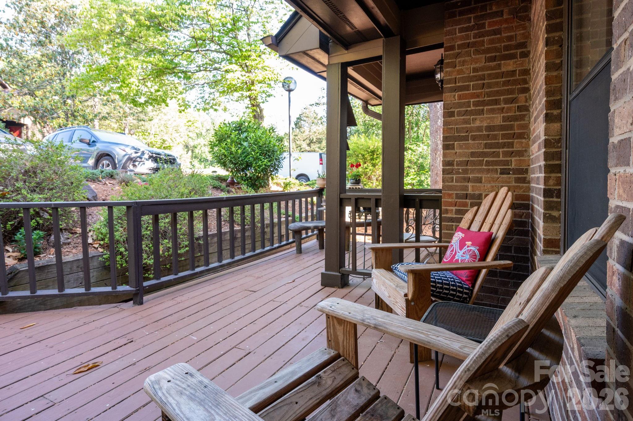 Oak Terrace - Residential