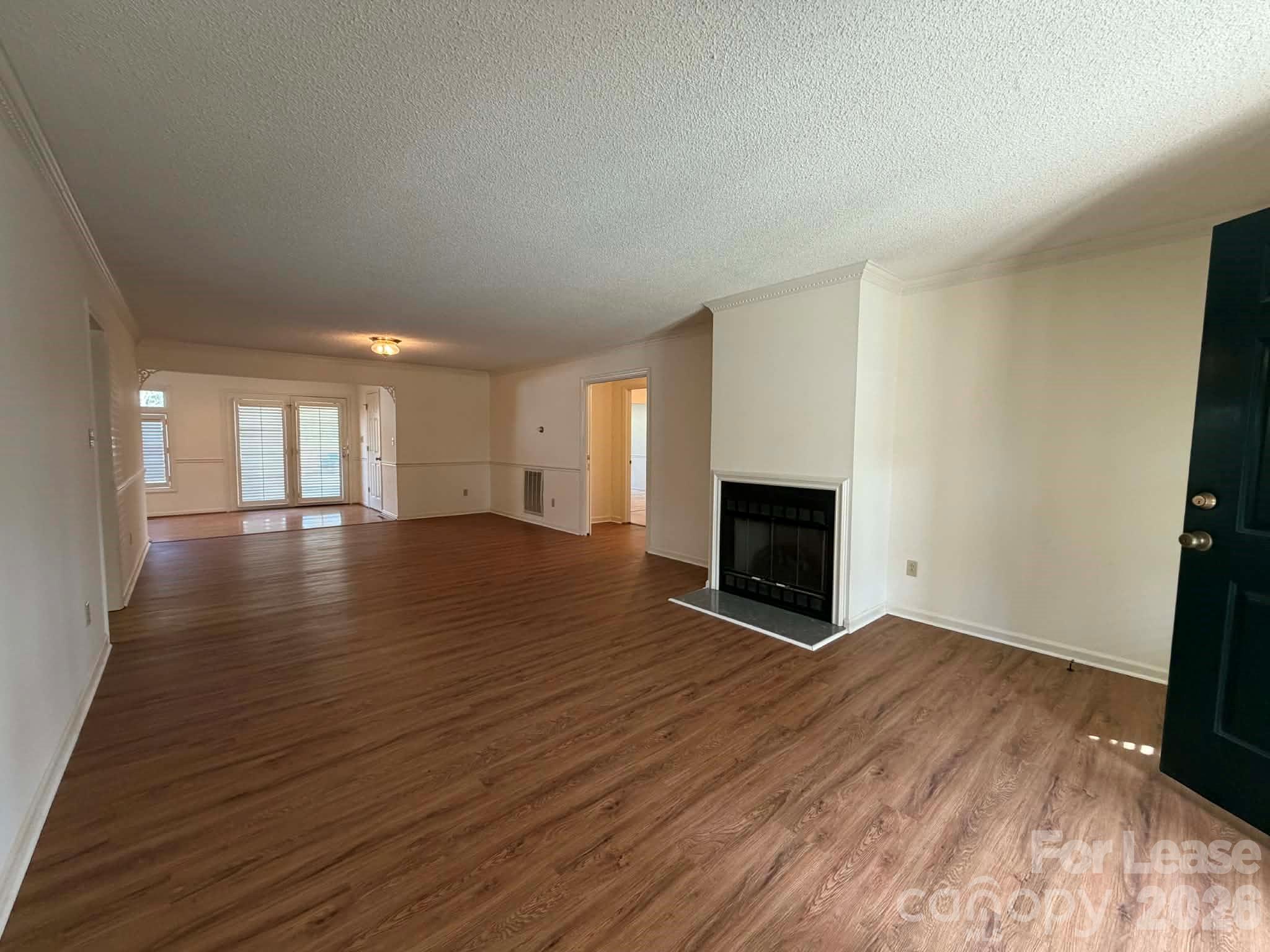 Unknown - Residential Lease