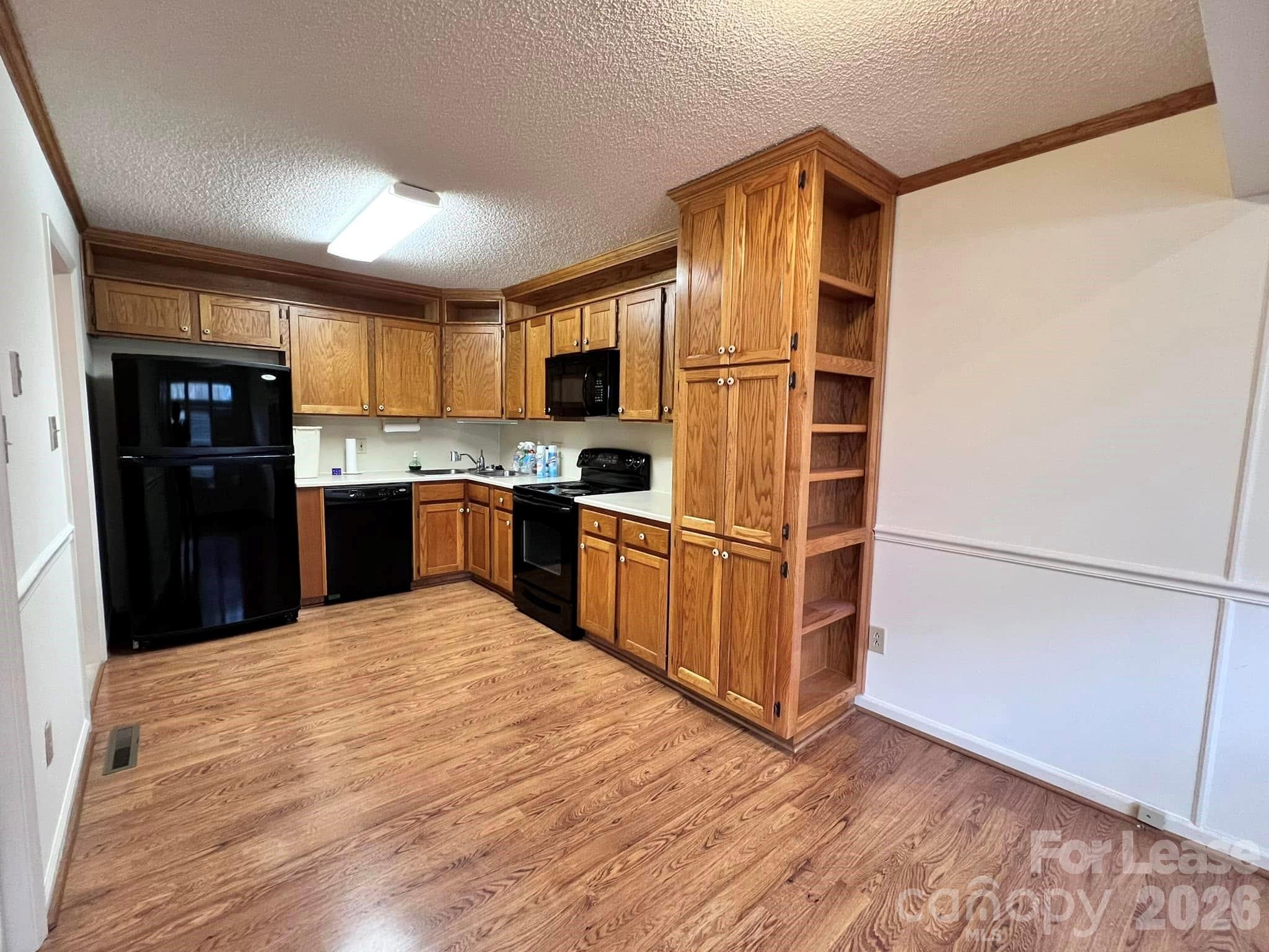 Unknown - Residential Lease