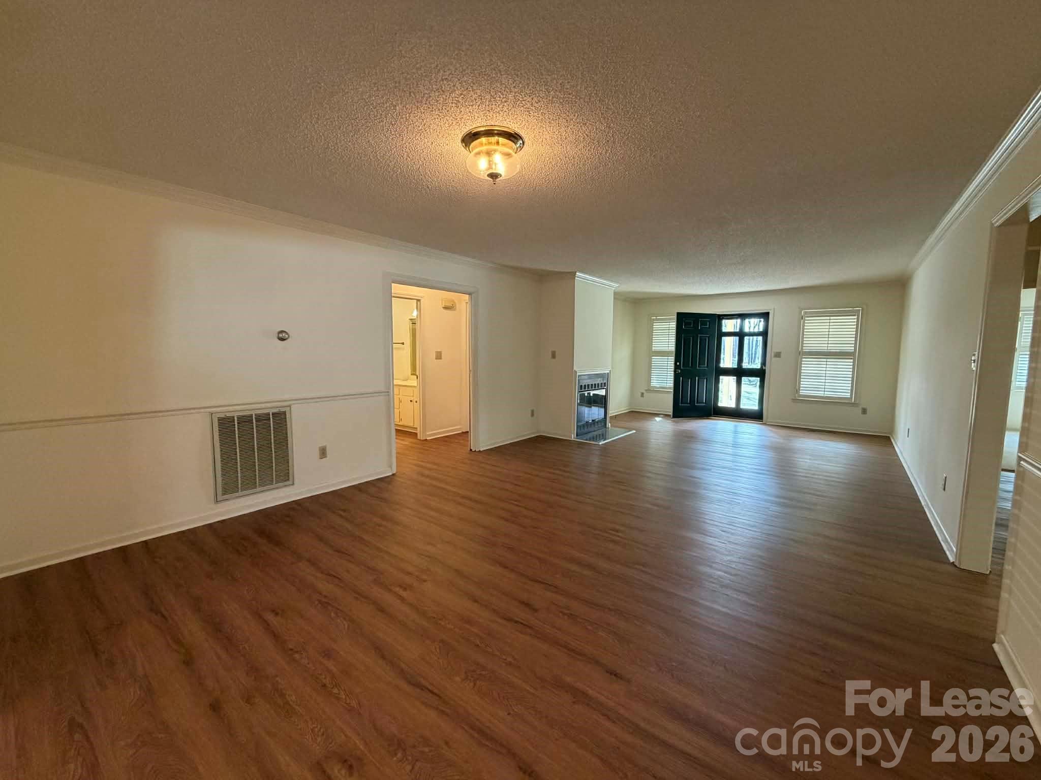 Unknown - Residential Lease