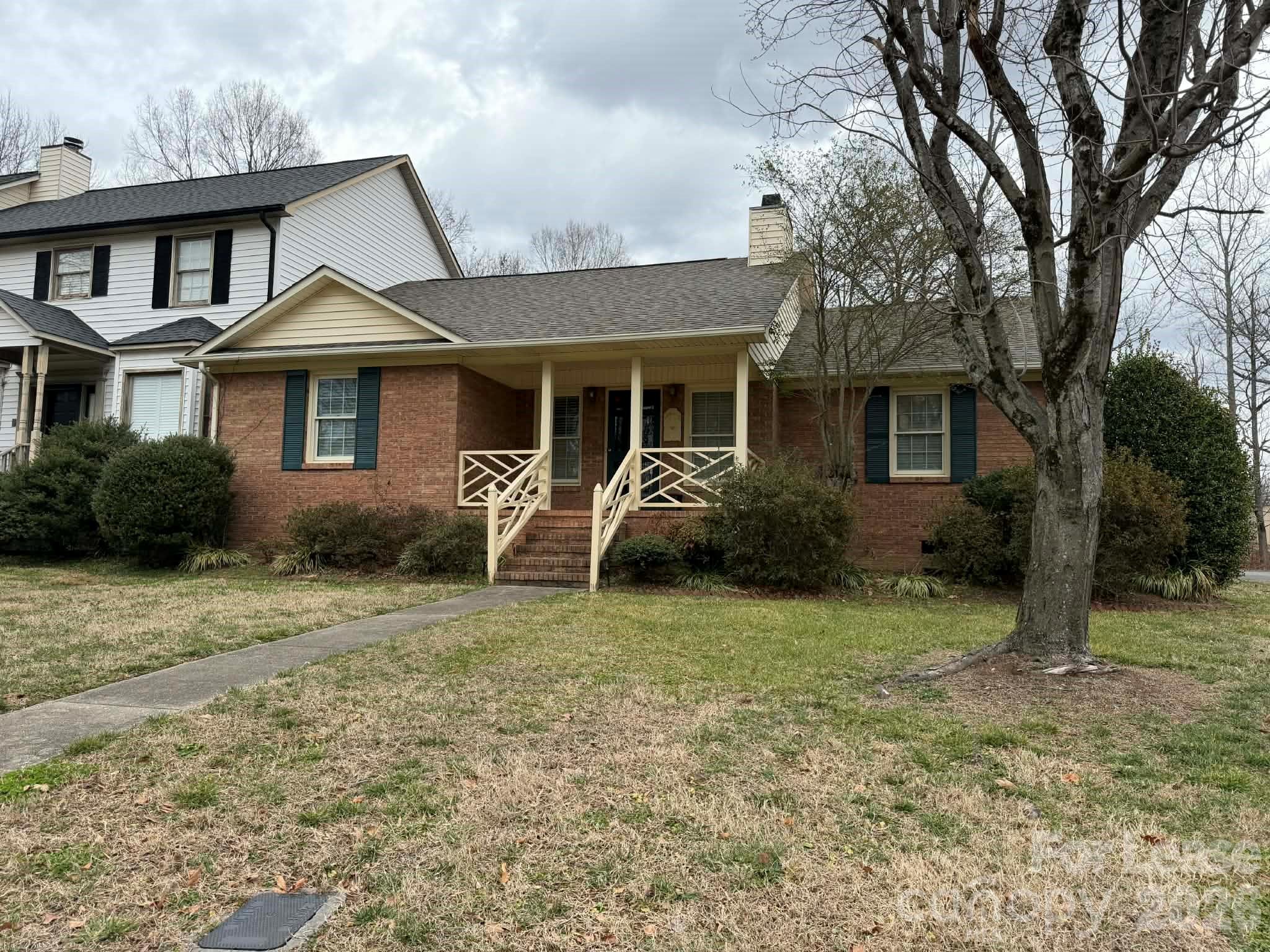 Unknown - Residential Lease