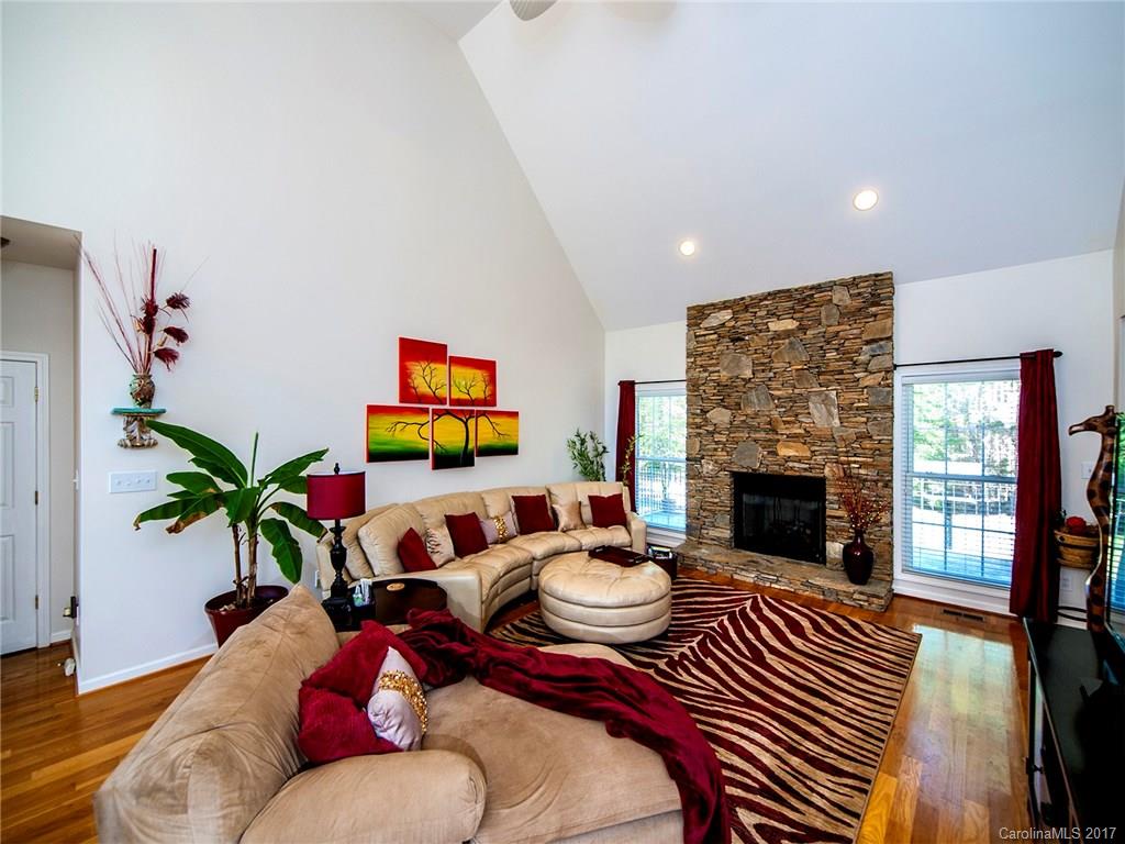 Vanderlakes - Residential