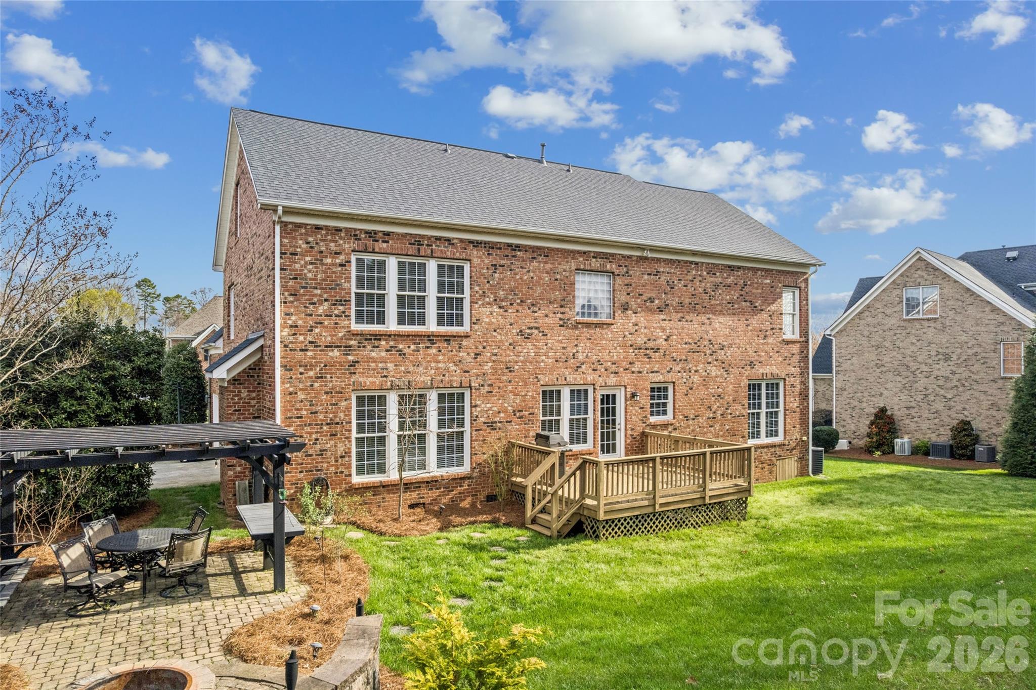 The Glen at Wesley Oaks - Residential