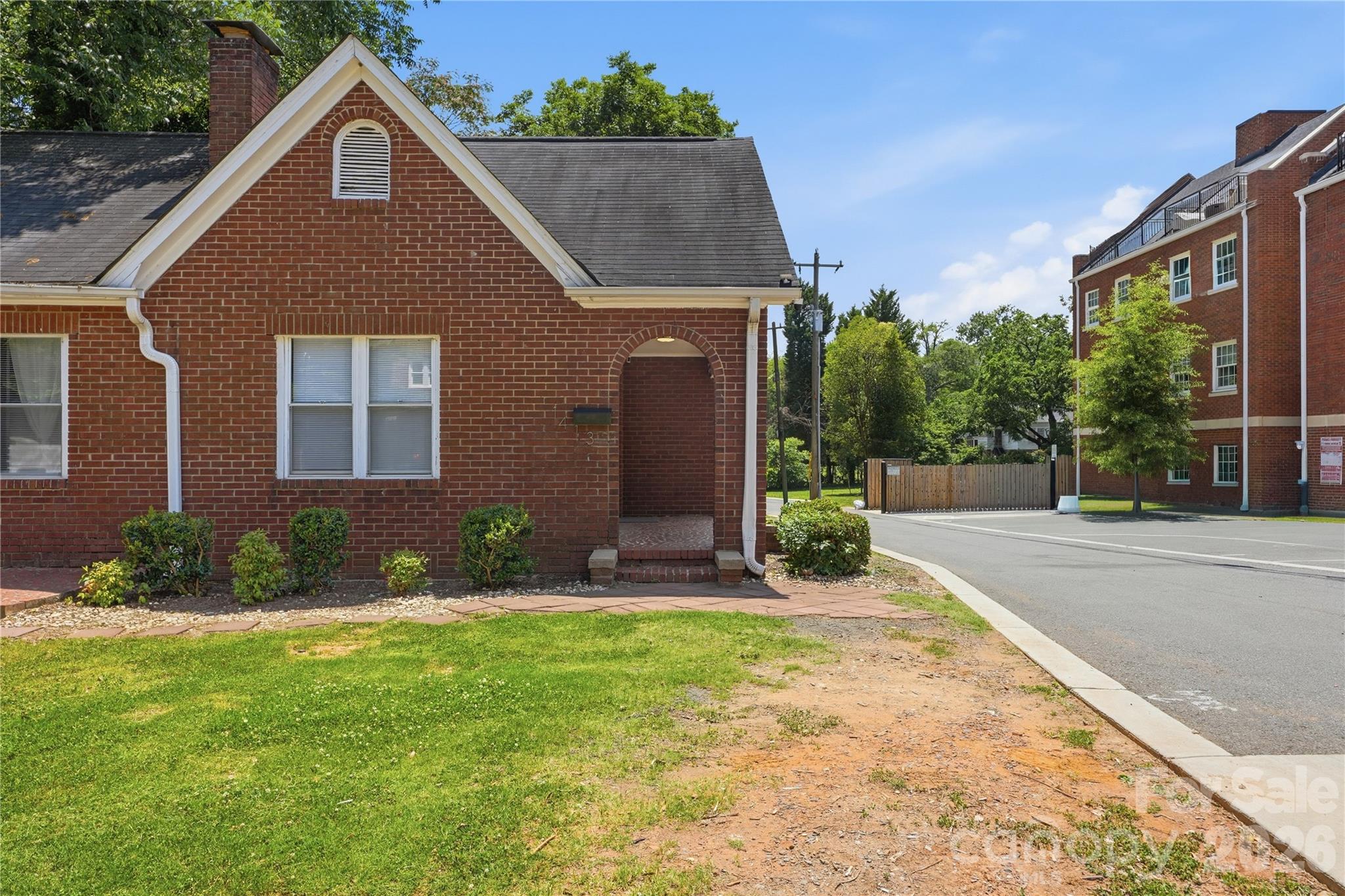 Wesley Heights - Residential Income
