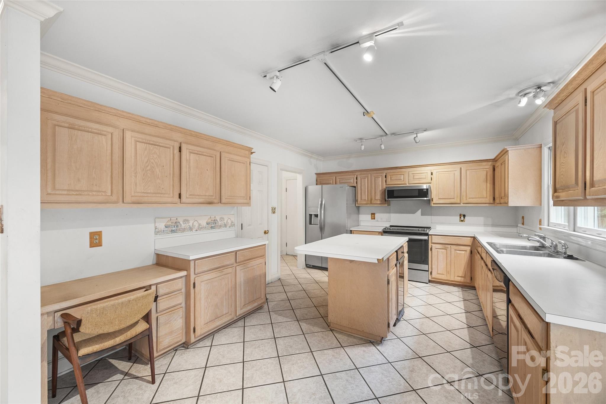 Crown Colony Estates - Residential