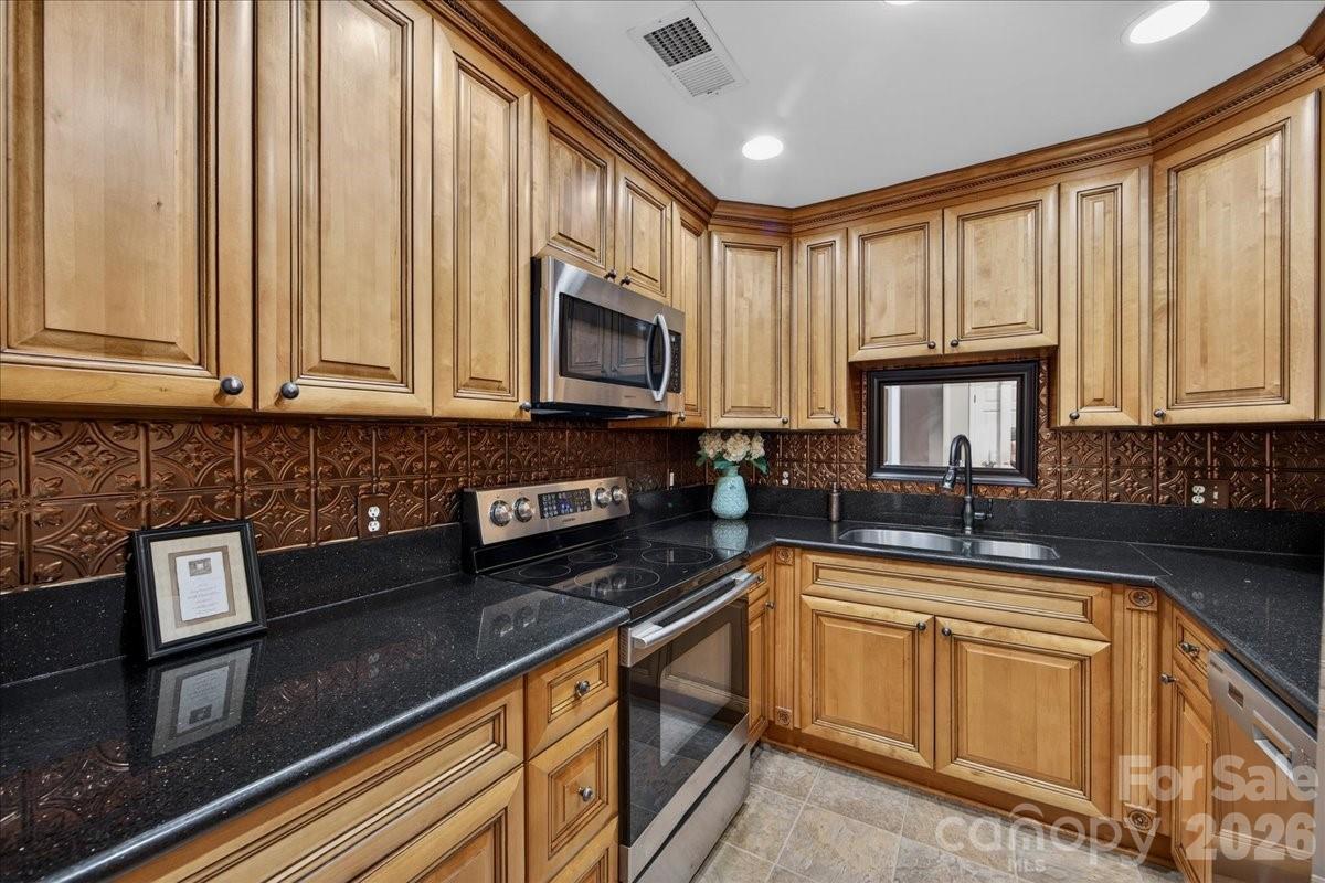Candlewood Square - Residential