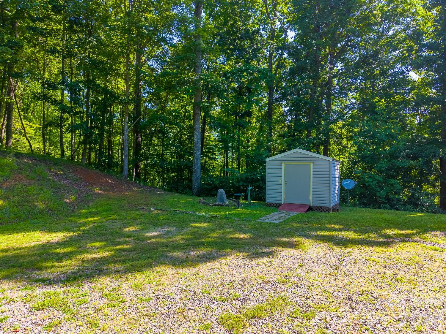 Cane Creek Ridge - Residential