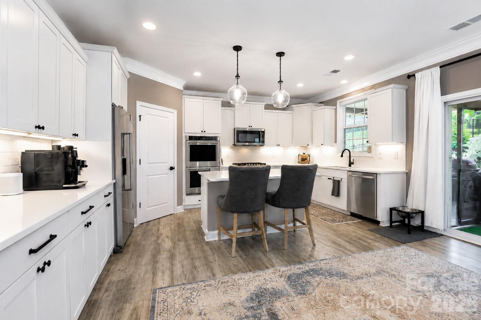 Falls Cove at Lake Norman - Residential