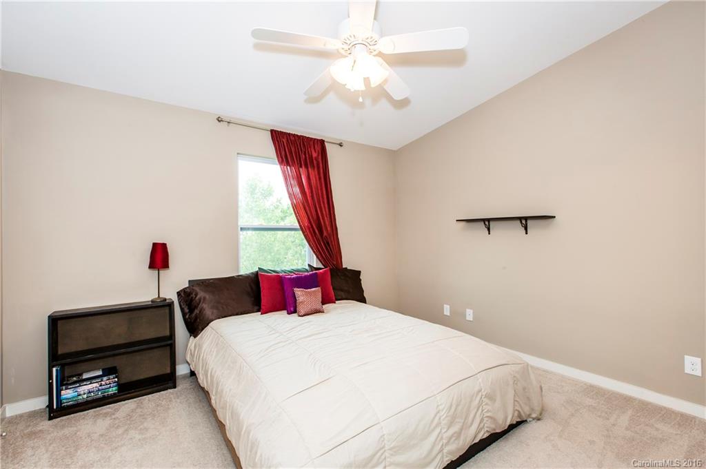Steele Meadows - Residential