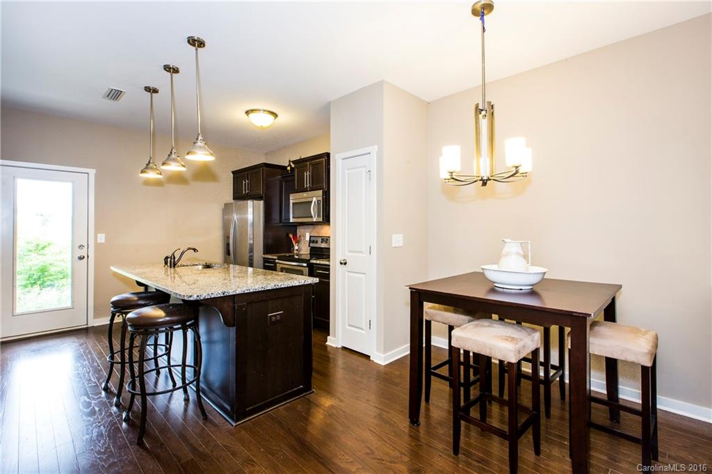 Steele Meadows - Residential