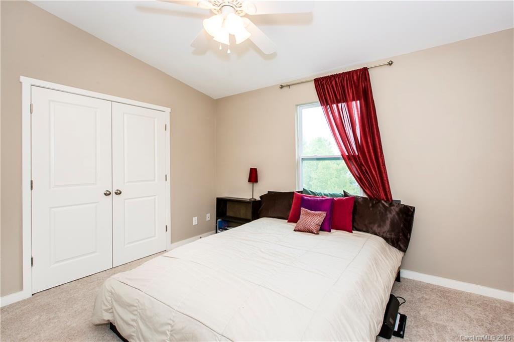 Steele Meadows - Residential